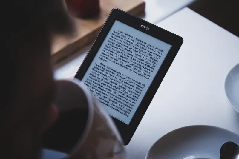 what is the average price of a book on kindle